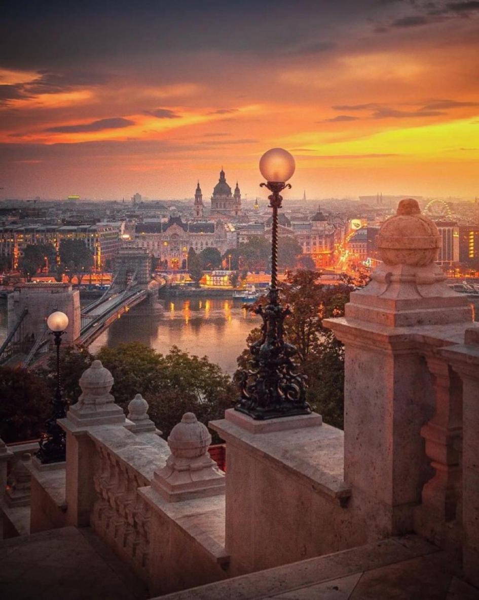 U Home Central Budapest Eksteriør bilde