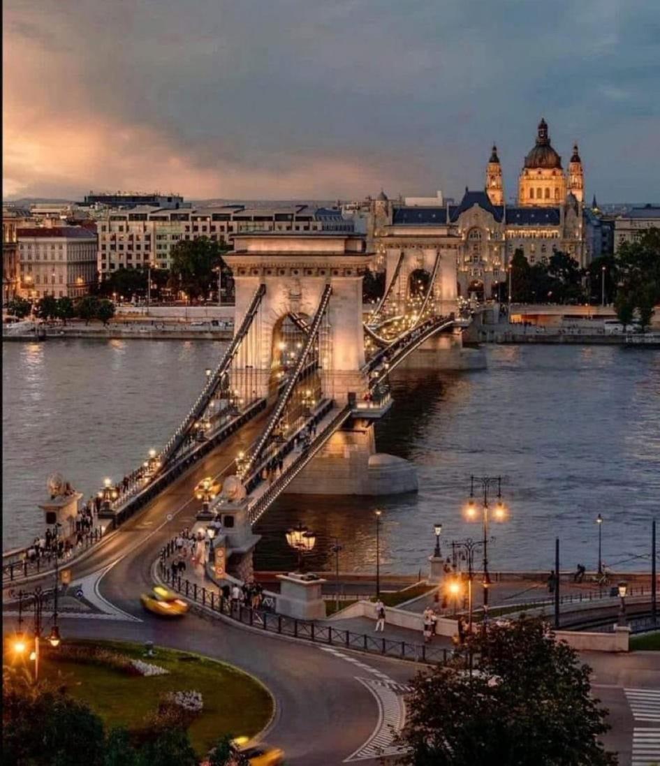U Home Central Budapest Eksteriør bilde