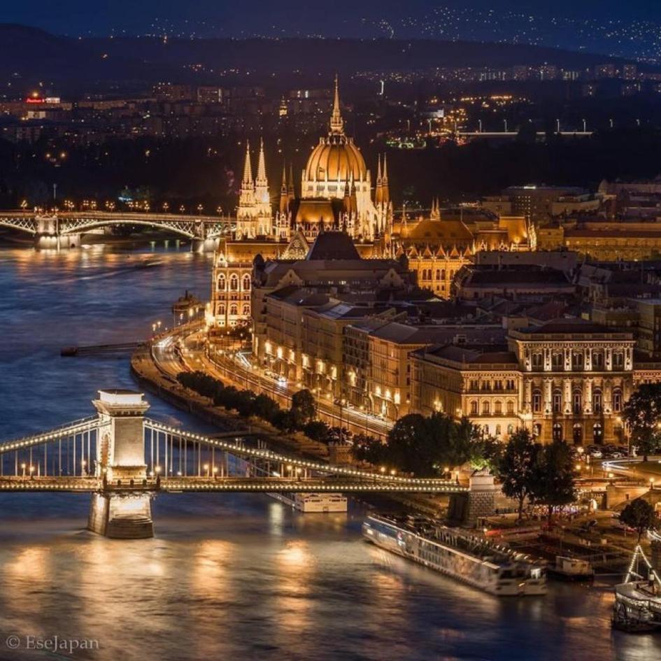 U Home Central Budapest Eksteriør bilde