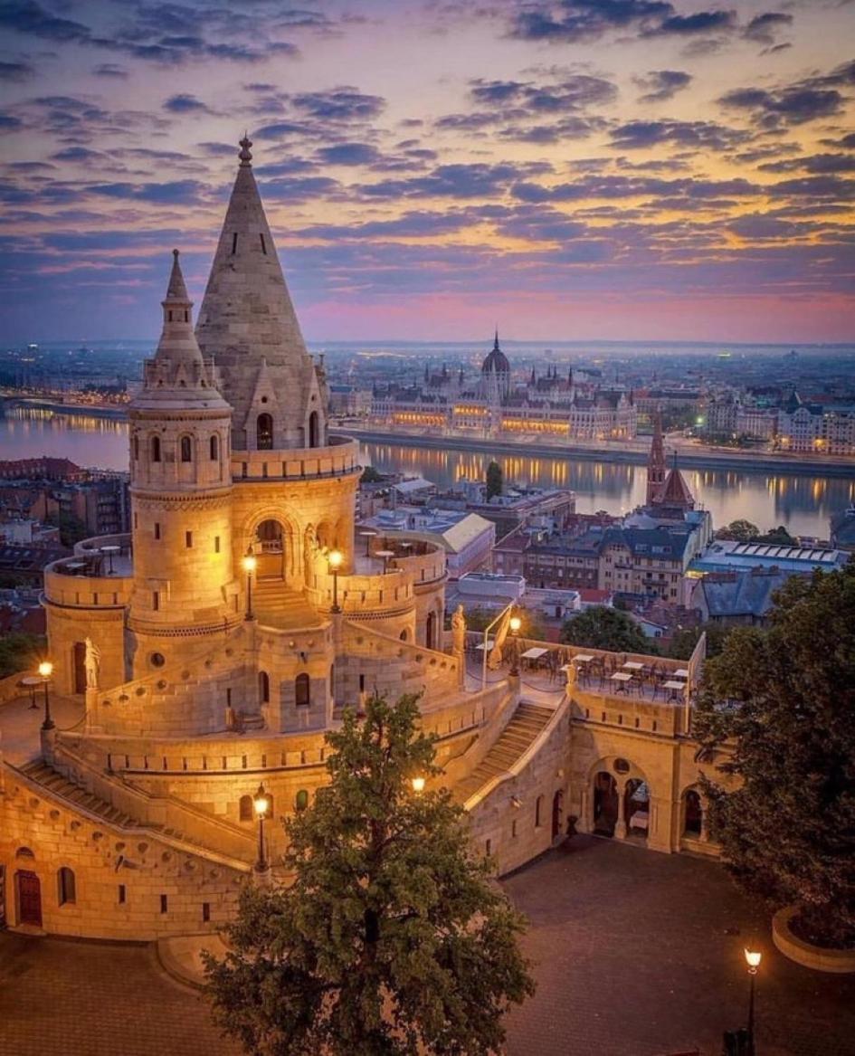 U Home Central Budapest Eksteriør bilde